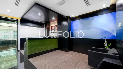 Fitted Office | Furnished | 10 Parkings