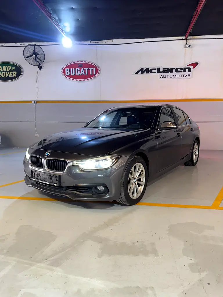 BMW 3-Series 2016 — photo 1 of 9