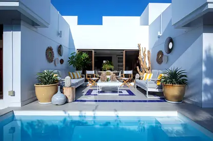 Boutique Villa Room with Ensuite, Pool  Garden. Umm Suqeim 1