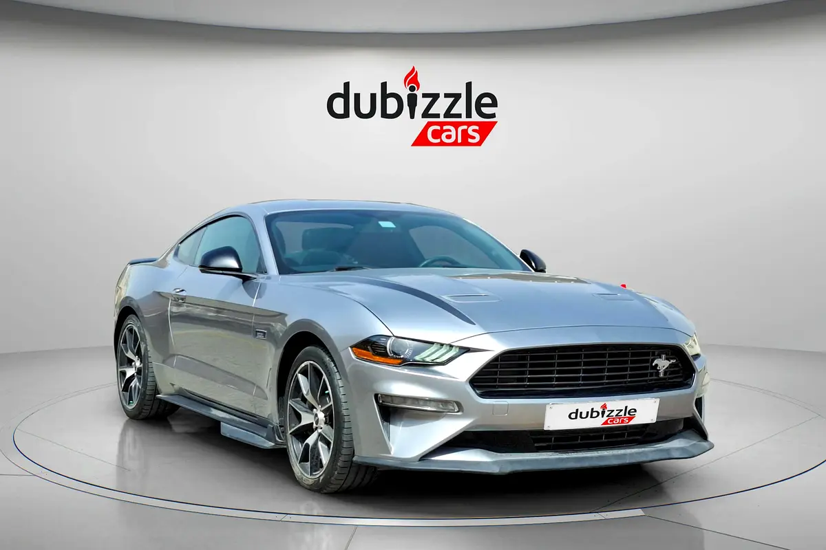 Ford Mustang 2020 — photo 1 of 15
