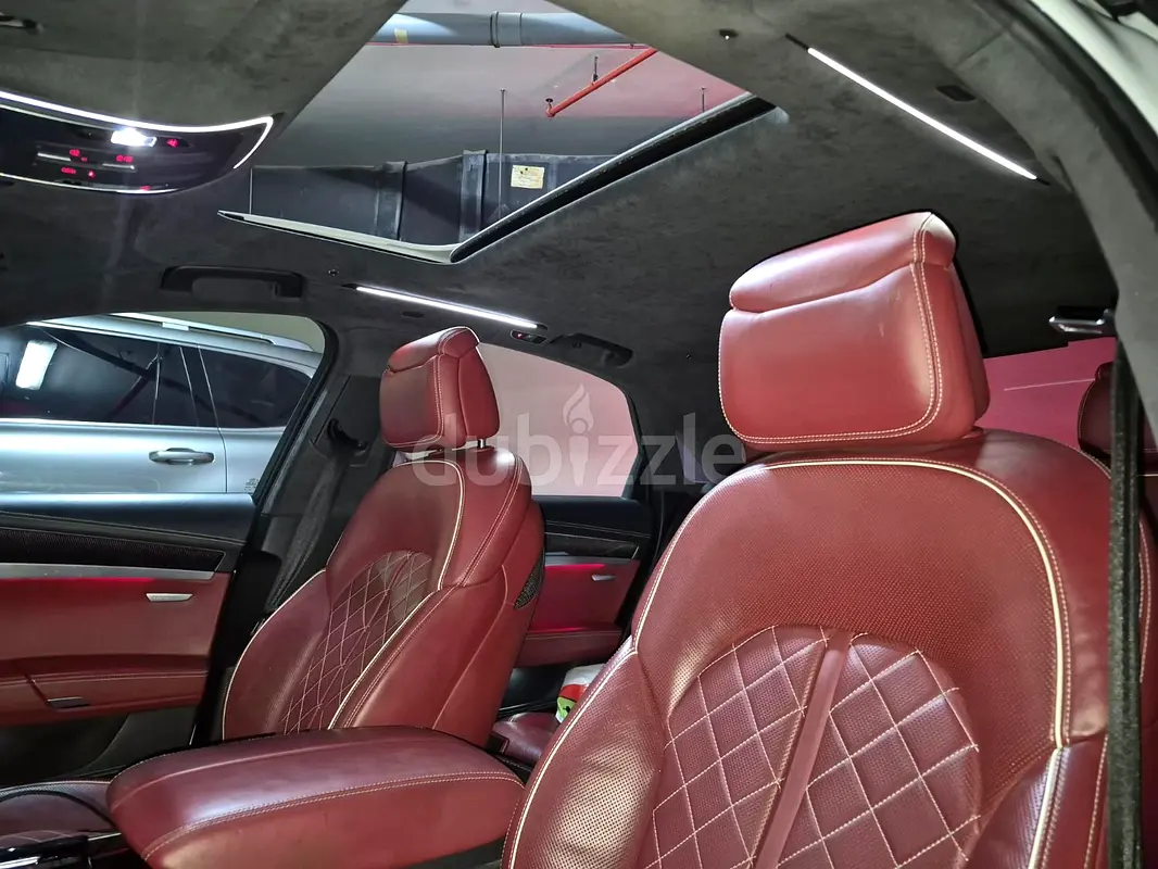 Audi S8 2015 — photo 1 of 11