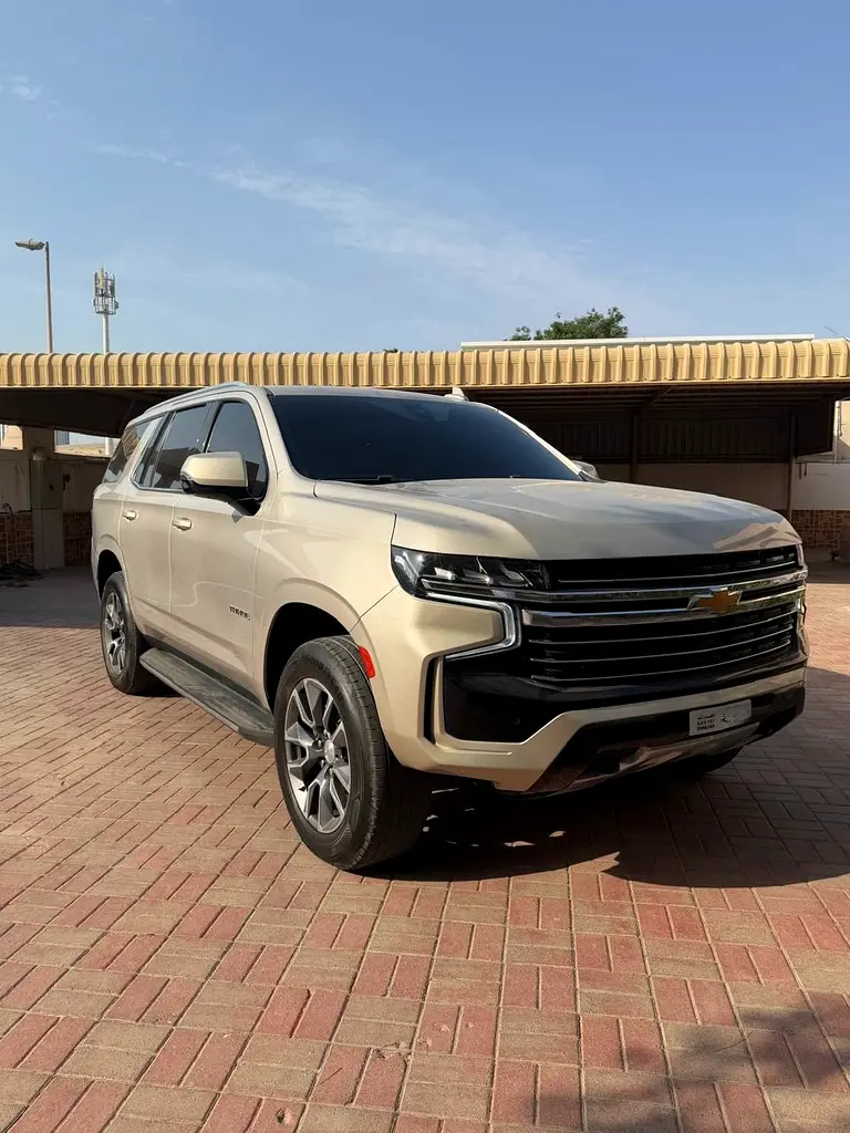 Chevrolet Tahoe 2021 — photo 1 of 14