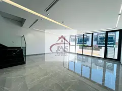 5 bed +Maids | 3600 sq. ft | Next to Park