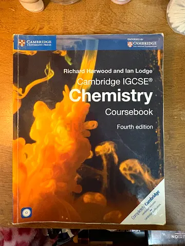 Cambridge IGCSE Chemistry Coursebook (4th Edition) by Richard Harwood  Ian Lodge