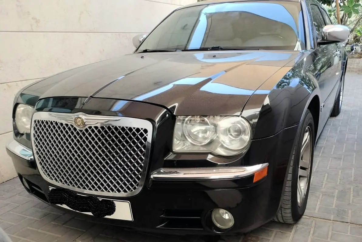 Chrysler 300C 2007 — photo 1 of 3