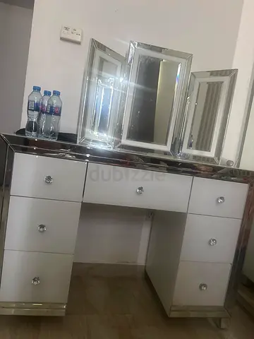 White fancy Mirrored Dressing Table with Triple Mirror and Drawers