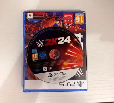 PlayStation 5 - WWE2K24 - Excellent Condition + Casing - No Scratches - Barely Used