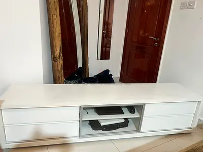 Tv table