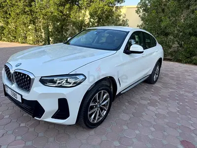 BMW X4 xDrive20i 2022 - Korean Specs - Low Mileage - Pristine Condition