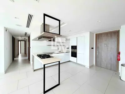 Modern | West Beach | Infinity Pool