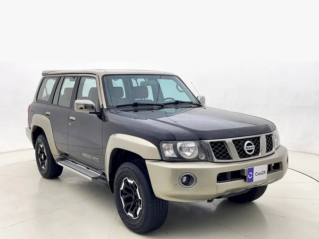 Nissan Patrol Safari 2021 — photo 1 of 12