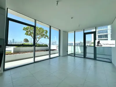 Corner Unit | Big Balcony | Ready to Move