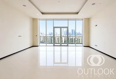 Spacious Layout | Beach Access | Sea View