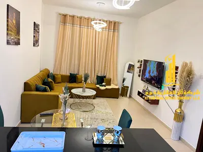 شقة غرفة و صالة مفروشة للإيجار الشهري ✅ في عجمان - شارع خليفة أبراج السيتي تاور ✔️ شامل الفواتير و الإنترنت ⚡📶 جاهزة للسكن فوراً !