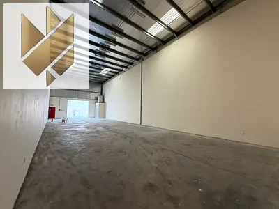 Warehouses – Shops – Showrooms – Warehouse in Industrial Area 18 – 2,800 sq. ft. – wide corridor