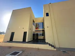 Family-Friendly 6BR Villa | Prime Location | Easy Access to School &amp; Park