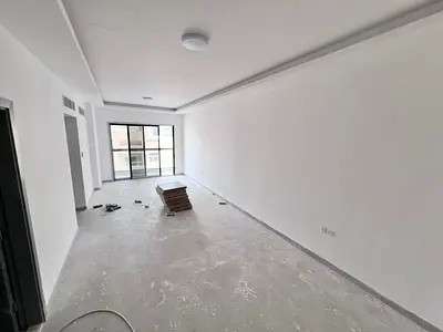 Three master bedrooms, four bathrooms, central air conditioning, intercom and card access system, prime location with easy access to Sharjah and Dubai