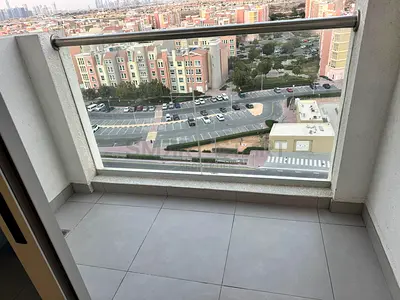 Panoramic Community View / 4 Cheques / Furnished