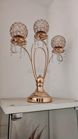 Show piece