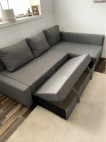 Ikea sofa cumbed with storage like new Excellent condition