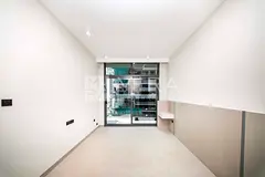 Easy Access to Main Road I 1BR with Walk In Closet