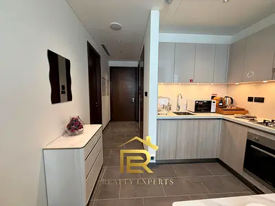 FULLY FURNISHED | VACANT| COMMUNITY VIEW