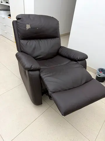 Recliner sofa