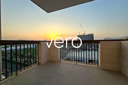 Close to Metro | Spacious | Amazing View
