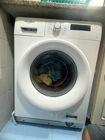 Whirlpool Front Load 7Kg Washing Machine - Good Working Condition