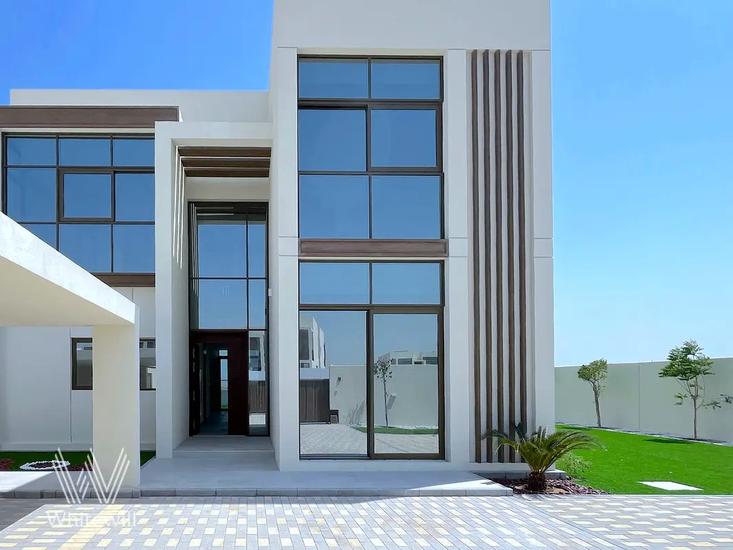 Big Landscaped Garden | Maid Room | Open Kitchen