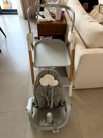 Skip + hop 2 in 1 highchair and step stool