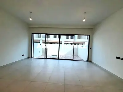 4 Bed | Single Row | Ready Move in | Near Entrance