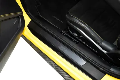 2022 Porsche 911 — миниатюра 14