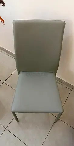 6 pieces Simple grey dining chair - good condition