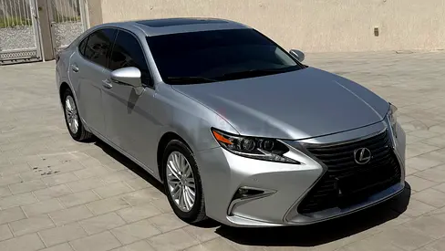 Lexus ES 350 2018 GCC Specs - Immaculate Condition
