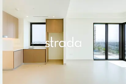 Corner Unit | Pool View |Bright Unit from Sunlight