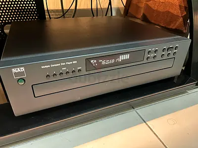NAD Multiple Compact Disc Player 523