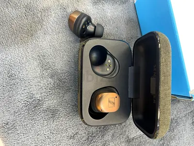 Sennheiser Momentum true wireless 4