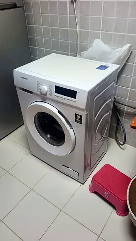 Samsung front-load washing machine - good working condition