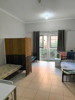 MALE BED SPACE AVAILABLE STUDIO IN RITAJ DIP 2( KERALA  TAMIL PERSON ONLY)
