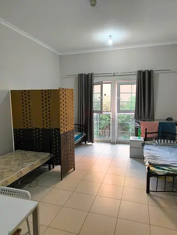 MALE BED SPACE AVAILABLE STUDIO IN RITAJ ( KERALA  TAMIL)