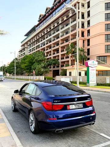 BMW 5-Series 550i Gran Turismo 2011 | GCC Specs | Well Maintained
