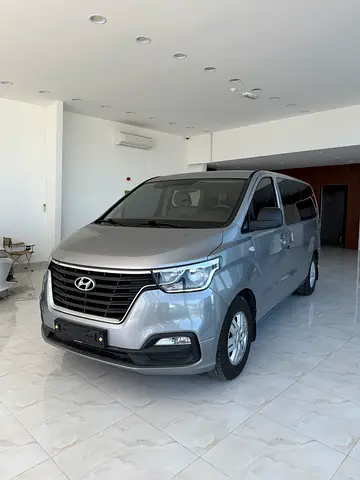 Hyundai H1 2019 Korean Specs - Reliable12-Seater Passenger Van
