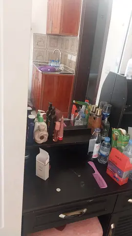 Dressing table