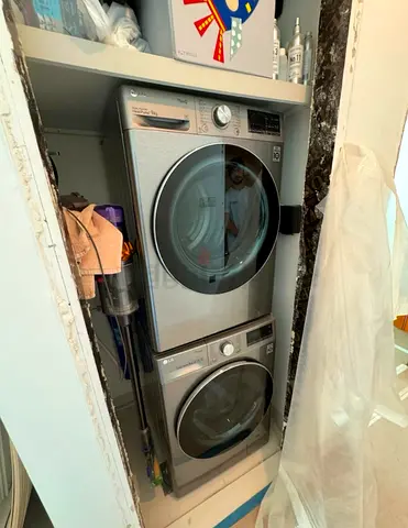 Selling LG Separate Washer 9 kg Dryer 9 kg