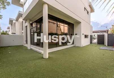 Vacant | Corner Unit | Unfurnished