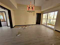 6 Bed room 2 Hall Majlis All Master room wardrobe gardan parking maids room store room 155k.