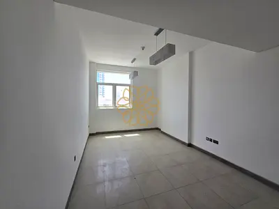 2bhk Both Master Room and Parking Gym Pool Free