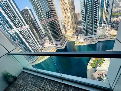 LAKE VIEW | PREMIUM BUILDING | NEAR METRO