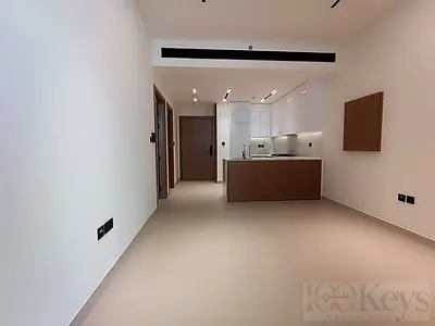 Modern 1 bedroom with balcony | Prime location| Best Priced